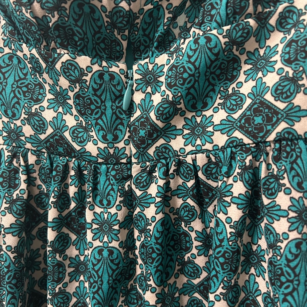 Forever 21 Teal and Black Patterned Midi Dress